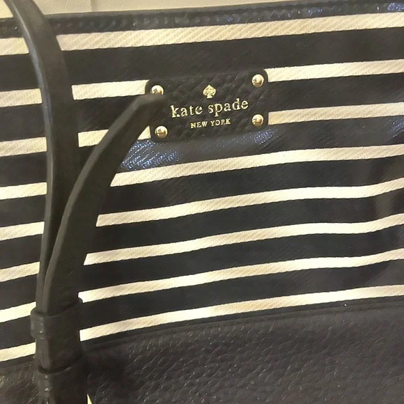 Kate Spade Navy and White Striped Crossbody Bag - Picture 2 of 9